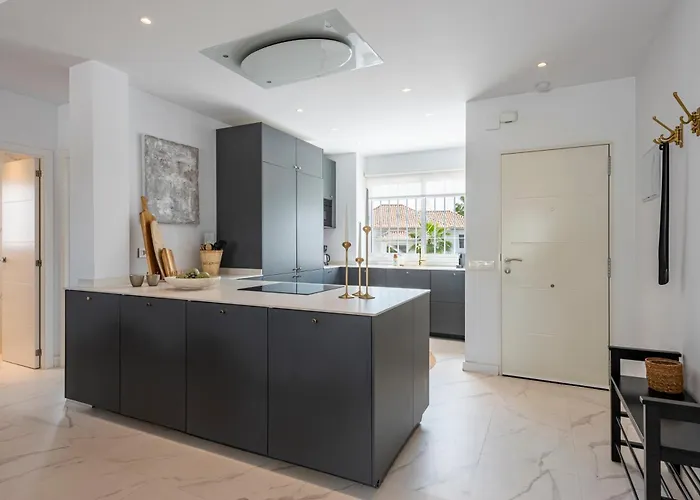 Apartamento Azahara 2, Contemporary Scandinavian Style Open Plan With 2 Terraces