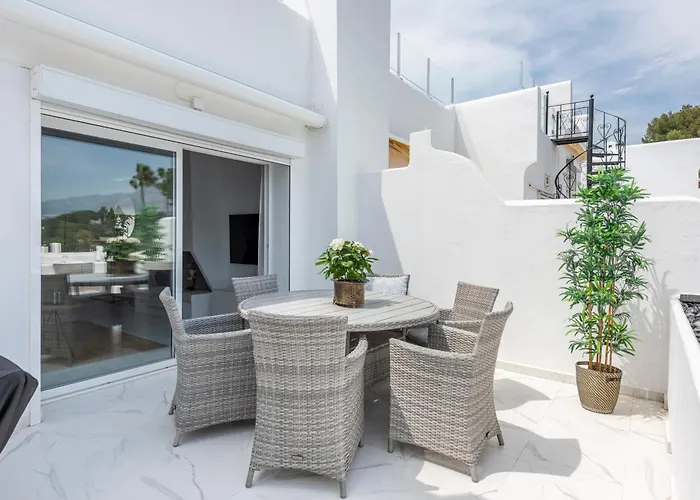 Appartement Azahara 2, Contemporary Scandinavian Style Open Plan With 2 Terraces Marbellac